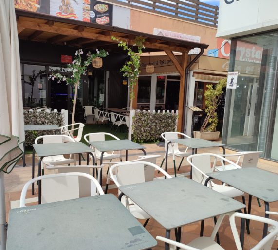 <u>Vendu</u> – Espace commercial à vendre à Campoamor