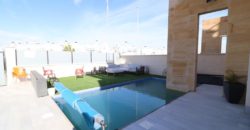 Villa à vendre à Lomas de Cabo Roig