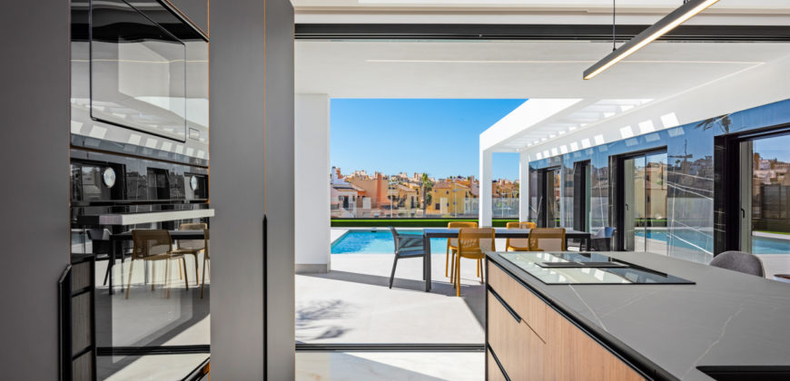 Villas à vendre sur le golf La Finca