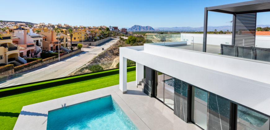 Villas à vendre sur le golf La Finca