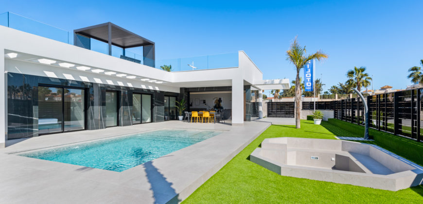 Villas à vendre sur le golf La Finca