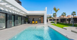 Villas à vendre sur le golf La Finca