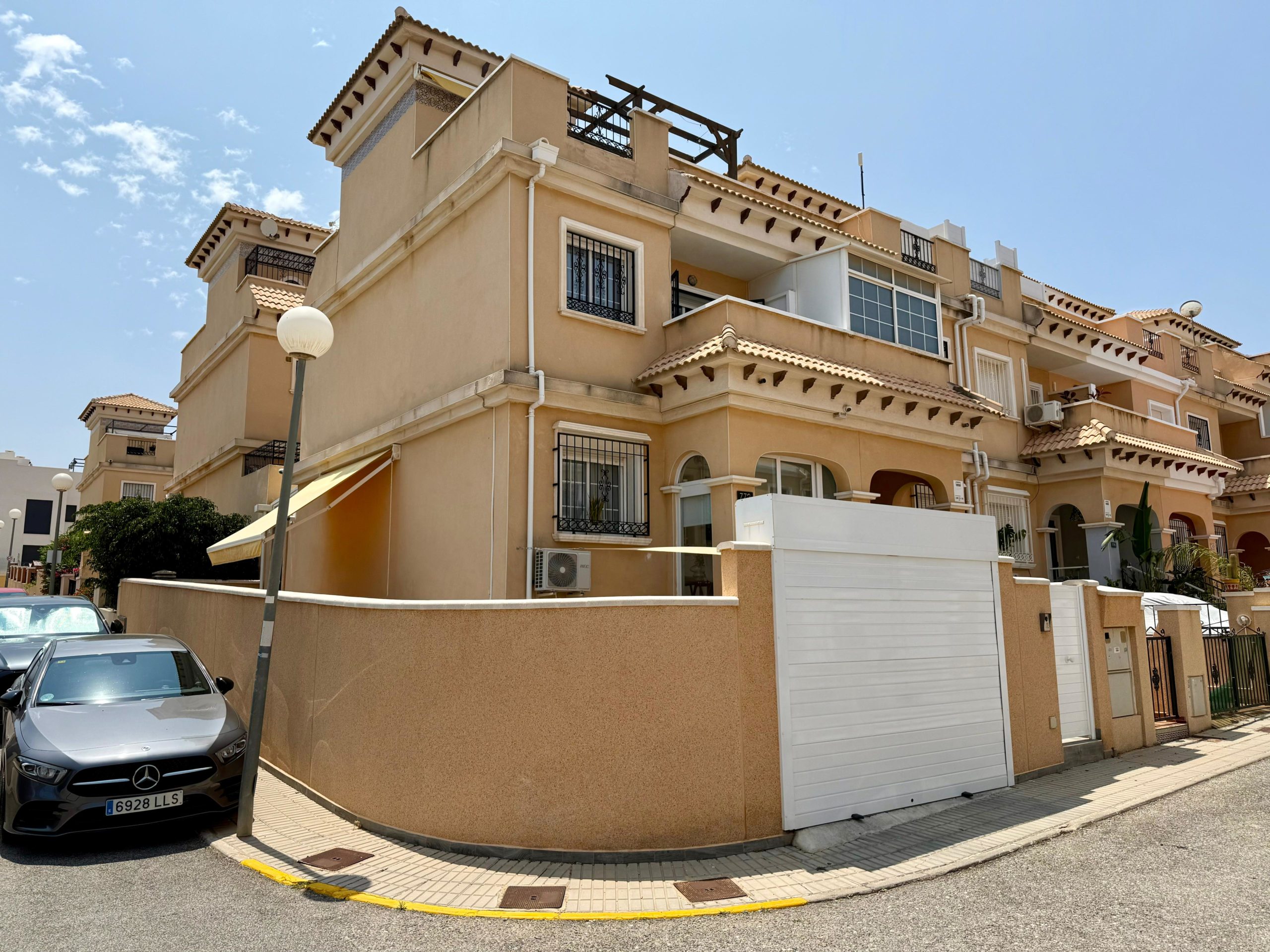 Maison Mitoyenne à vendre à Villamartin